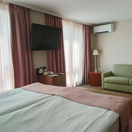 Hugo Hotel Varna Ngoại thất bức ảnh