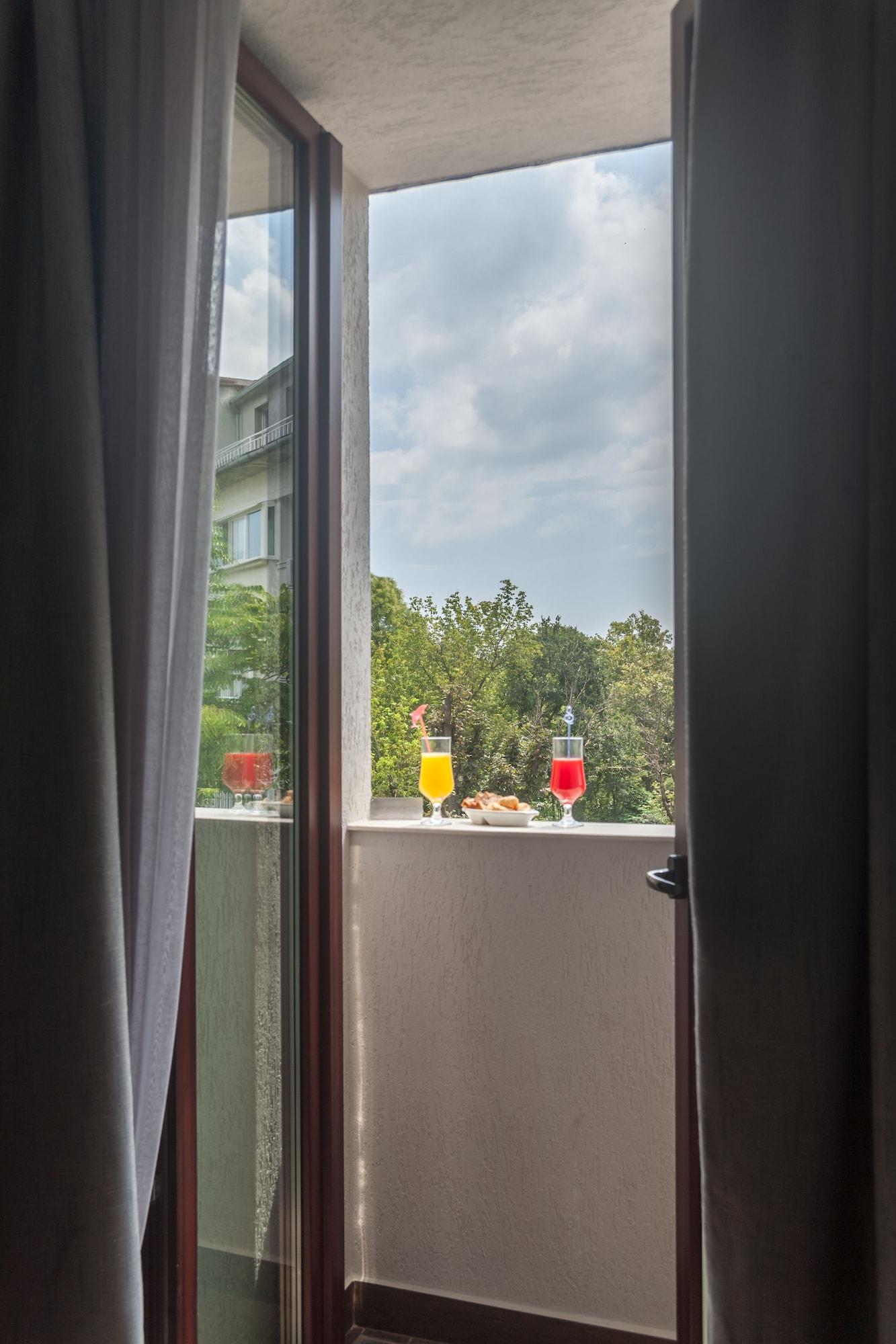 Hugo Hotel Varna Ngoại thất bức ảnh