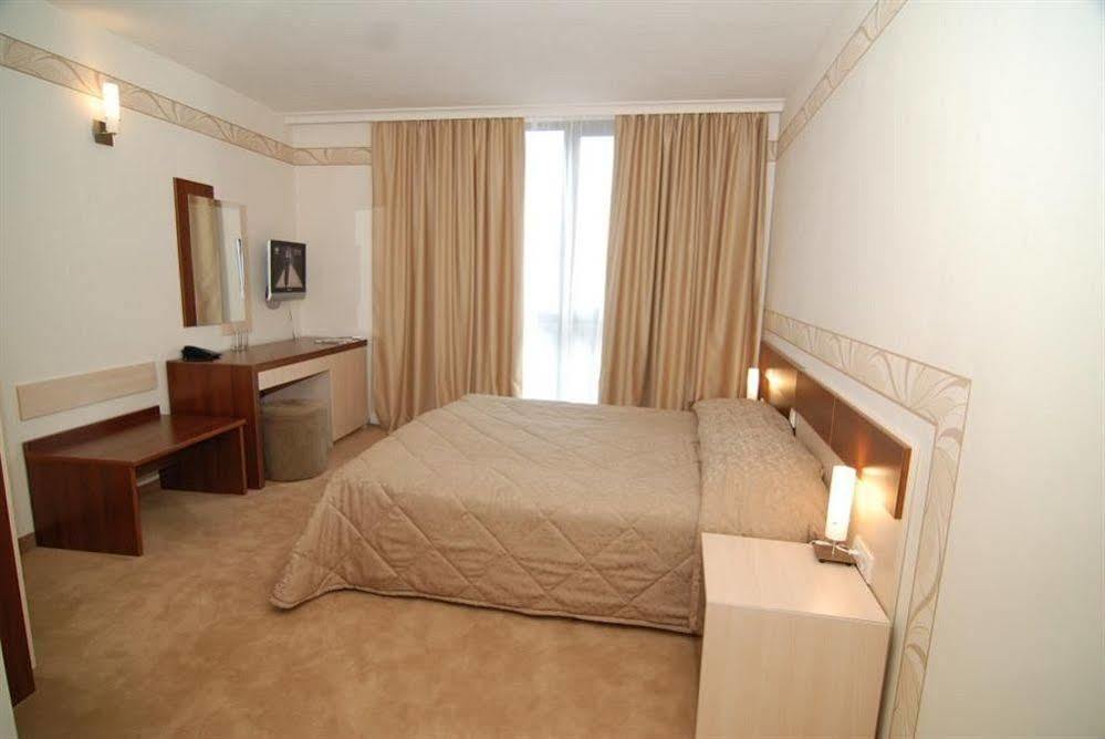 Hugo Hotel Varna Ngoại thất bức ảnh