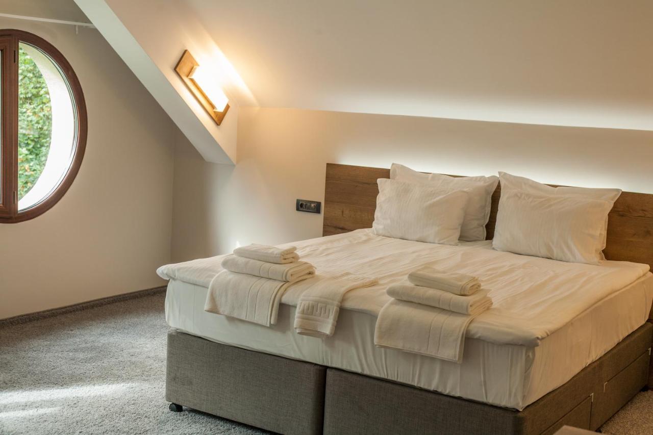 Hugo Hotel Varna Ngoại thất bức ảnh