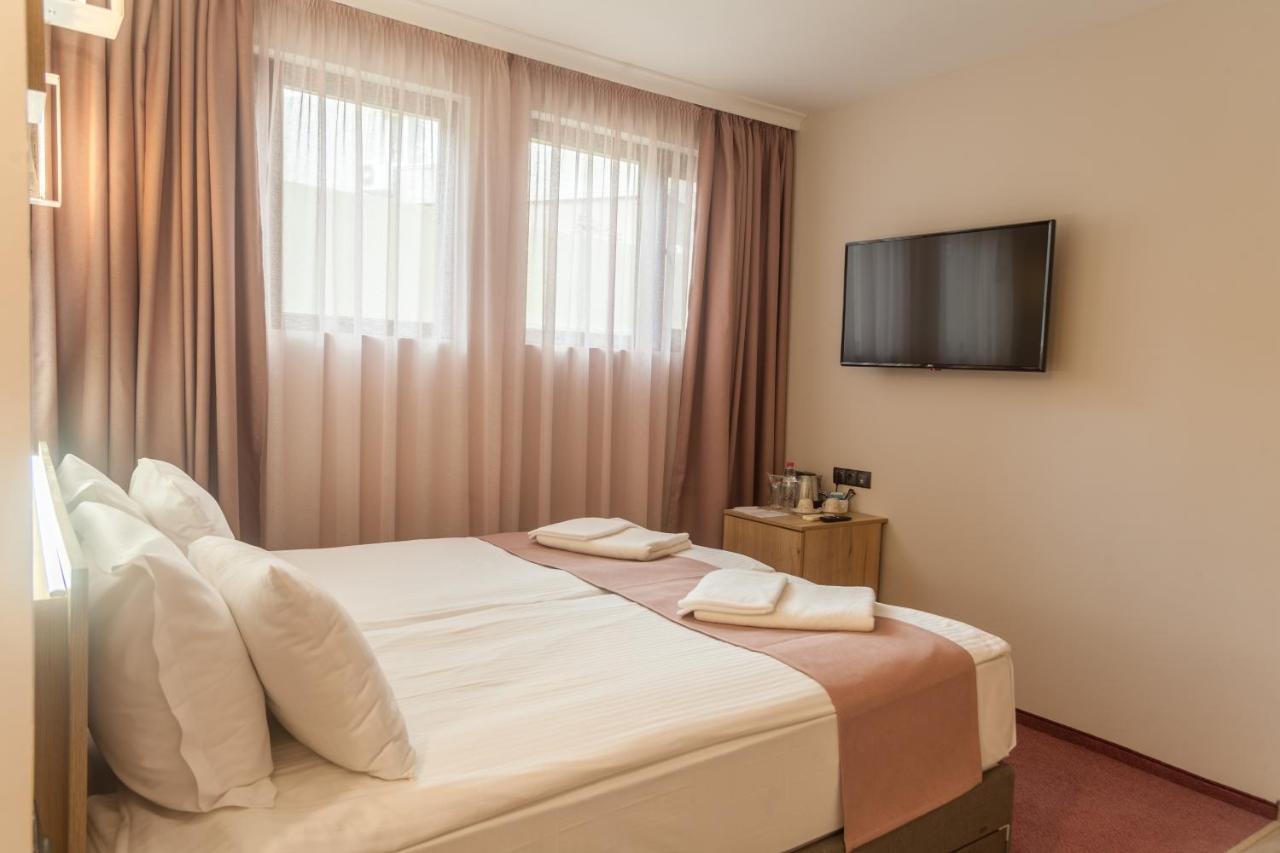 Hugo Hotel Varna Ngoại thất bức ảnh